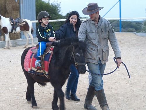 חוות מונפורטויטו